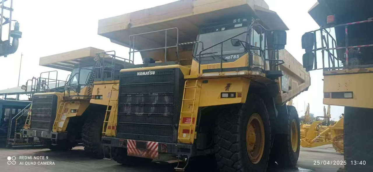 KOMATSU HD785-7 - Кар'єрний самоскид: фото 1 KOMATSU HD785-7 - Кар'єрний самоскид: фото 1