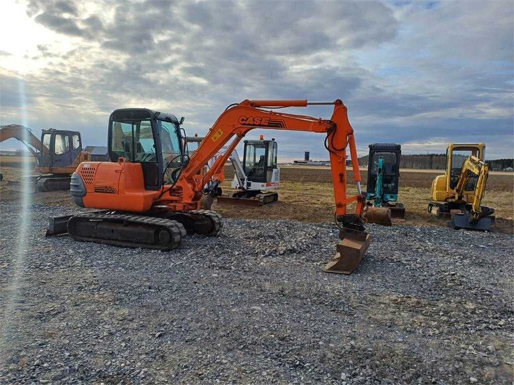 Case CX50 kallistajalla  - Міні-екскаватор: фото 4 Case CX50 kallistajalla  - Міні-екскаватор: фото 4