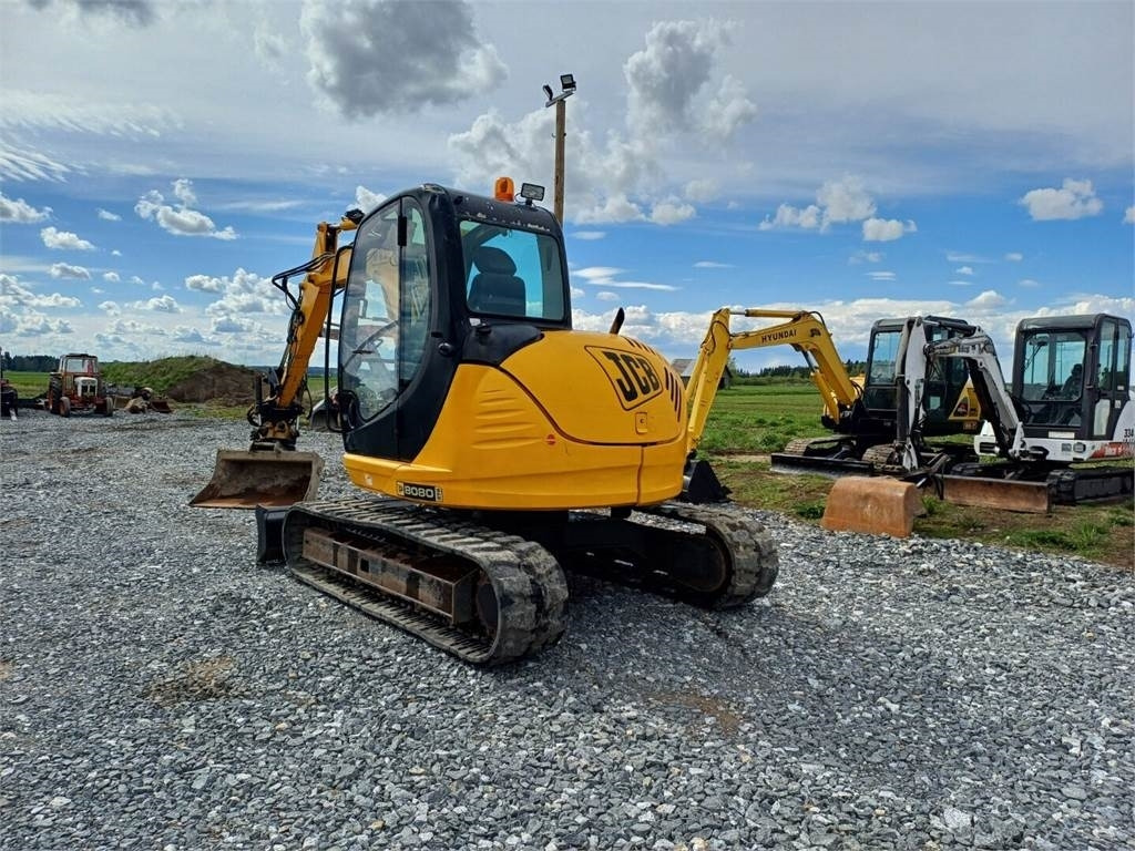 JCB 8080 Engconin pyörittäjällä - Міні-екскаватор: фото 4 JCB 8080 Engconin pyörittäjällä - Міні-екскаватор: фото 4
