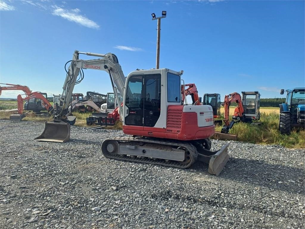 Takeuchi Tb175 Engconilla - Міні-екскаватор: фото 3 Takeuchi Tb175 Engconilla - Міні-екскаватор: фото 3