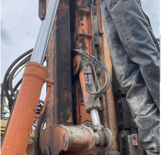 Hütte HBR 205 - Бурова установка: фото 5 Hütte HBR 205 - Бурова установка: фото 5