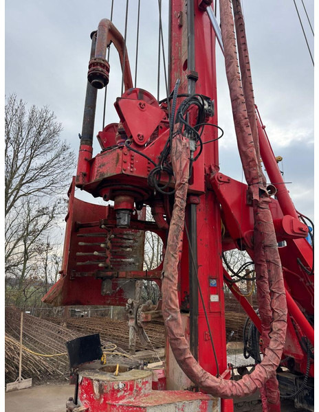 Soilmec R312 - Бурова установка: фото 4 Soilmec R312 - Бурова установка: фото 4