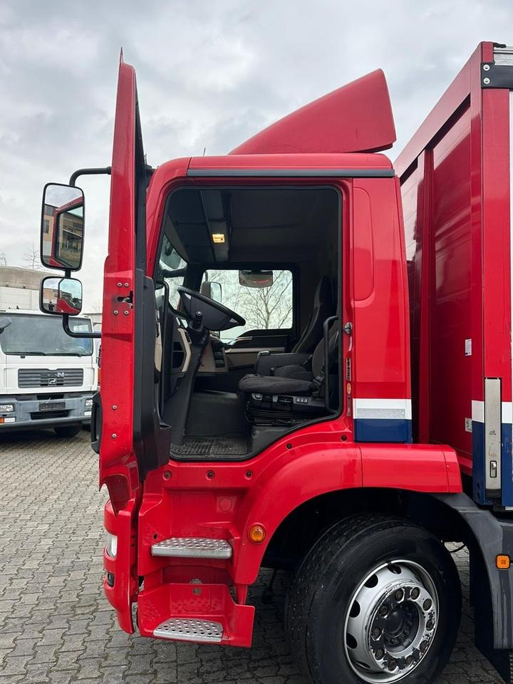 MAN TGM 26.340 L/LBW/2xAHK/LENKACHSE/18 PAL/2instock - Вантажівка з закритим кузовом: фото 5 MAN TGM 26.340 L/LBW/2xAHK/LENKACHSE/18 PAL/2instock - Вантажівка з закритим кузовом: фото 5