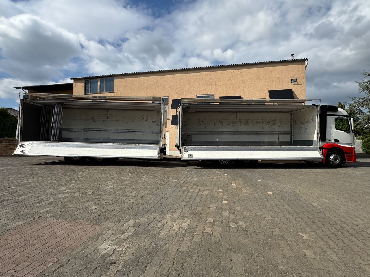 Mercedes-Benz Actros 2545/2xLBW/Klima/Kamera/kpl.Zug - Для перевезення напоїв вантажівка: фото 5 Mercedes-Benz Actros 2545/2xLBW/Klima/Kamera/kpl.Zug - Для перевезення напоїв вантажівка: фото 5