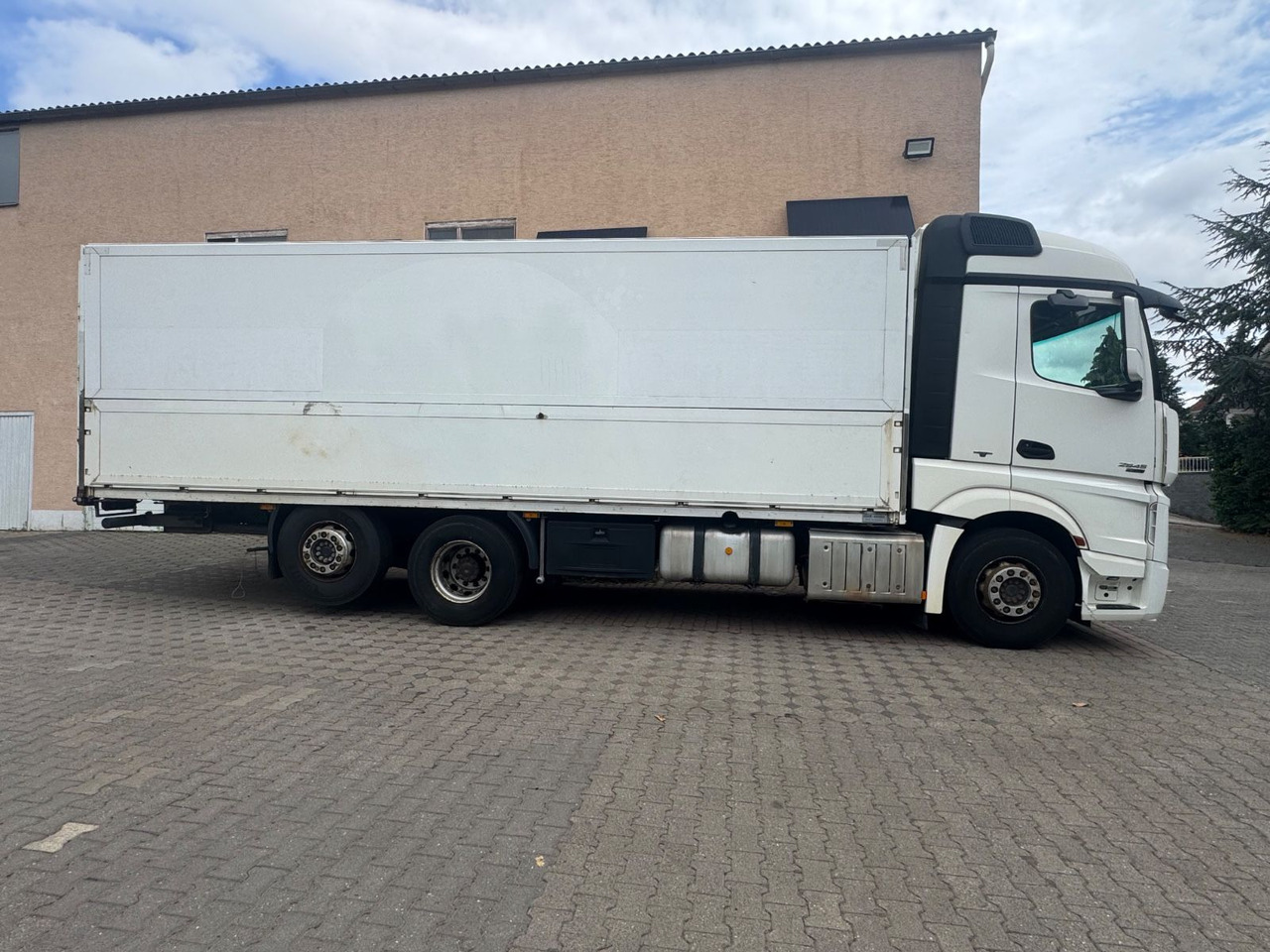 Mercedes-Benz Actros2545/Lift-Lenk/Mitnahmestp/Retarder - Вантажівка з закритим кузовом: фото 2 Mercedes-Benz Actros2545/Lift-Lenk/Mitnahmestp/Retarder - Вантажівка з закритим кузовом: фото 2