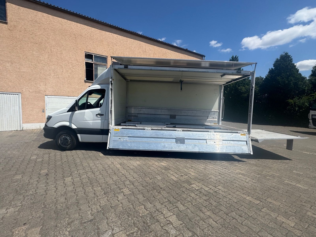 Mercedes-Benz Sprinter 514/LBW/KLIMA/aus.1Hand/GT-Zertifikat - Для перевезення напоїв вантажівка: фото 5 Mercedes-Benz Sprinter 514/LBW/KLIMA/aus.1Hand/GT-Zertifikat - Для перевезення напоїв вантажівка: фото 5