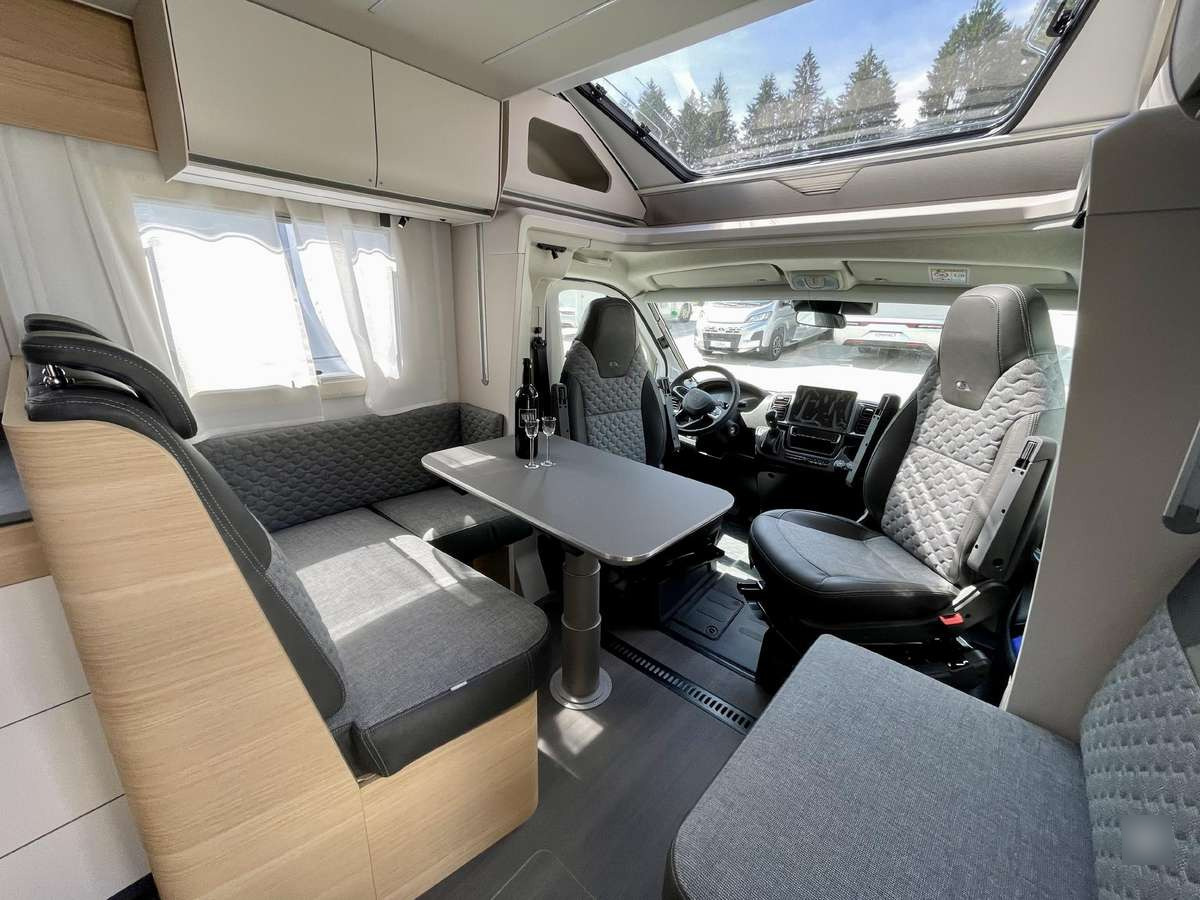 ADRIA Matrix 650 SL - Напівінтегрований автобудинок: фото 5 ADRIA Matrix 650 SL - Напівінтегрований автобудинок: фото 5