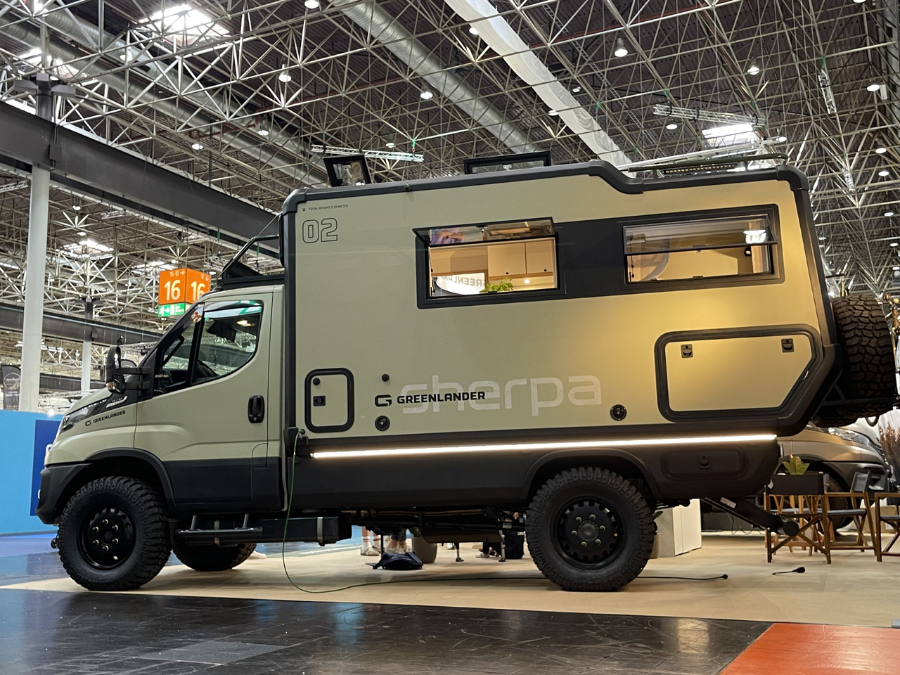Greenlander - Напівінтегрований автобудинок: фото 2 Greenlander - Напівінтегрований автобудинок: фото 2