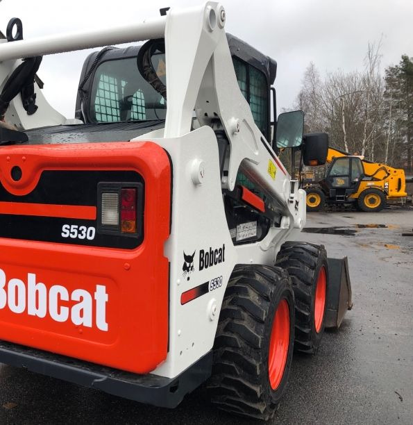 Bobcat S530 - Міні-навантажувач: фото 1 Bobcat S530 - Міні-навантажувач: фото 1