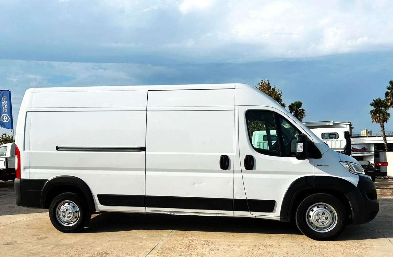 Fiat Ducato 2.3 mjt 150 cv LH2 - Суцільнометалевий фургон: фото 4 Fiat Ducato 2.3 mjt 150 cv LH2 - Суцільнометалевий фургон: фото 4