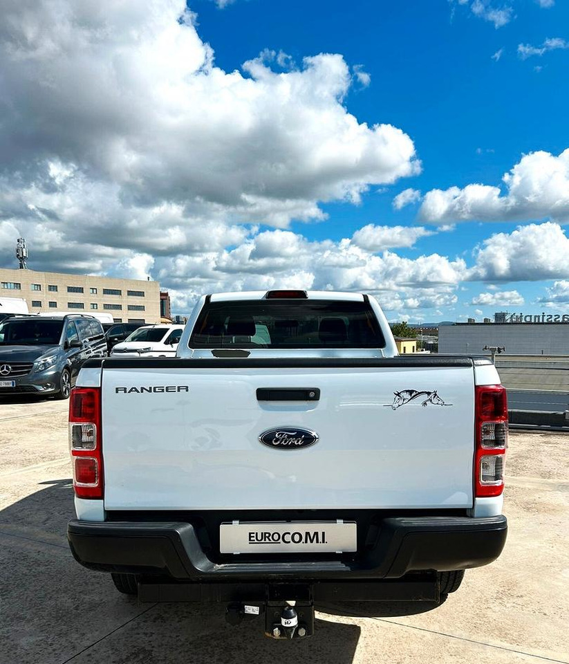 Ford Ranger 2.2 160 cv XL Supercab 4 posti 4wd - Пікап: фото 5 Ford Ranger 2.2 160 cv XL Supercab 4 posti 4wd - Пікап: фото 5