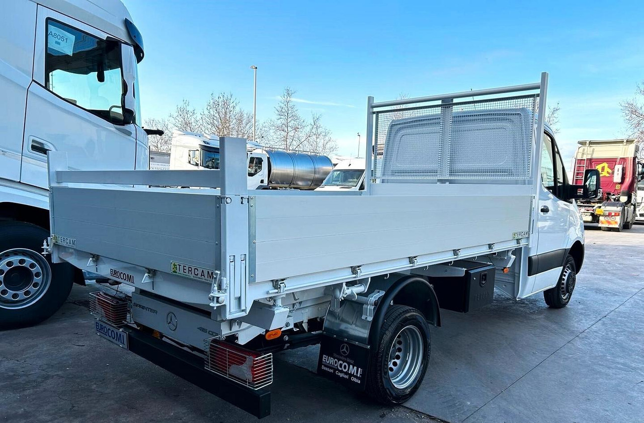 Mercedes 515 T 37/50 PRO Ribaltabile Tril. - Малотоннажний самоскид: фото 5 Mercedes 515 T 37/50 PRO Ribaltabile Tril. - Малотоннажний самоскид: фото 5