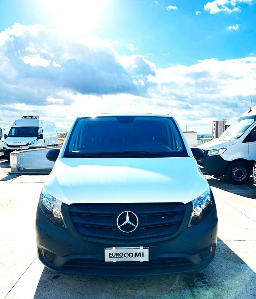 Mercedes Benz Vito Mixto Autocarro 6 posti - Вантажопасажирський фургон: фото 2 Mercedes Benz Vito Mixto Autocarro 6 posti - Вантажопасажирський фургон: фото 2