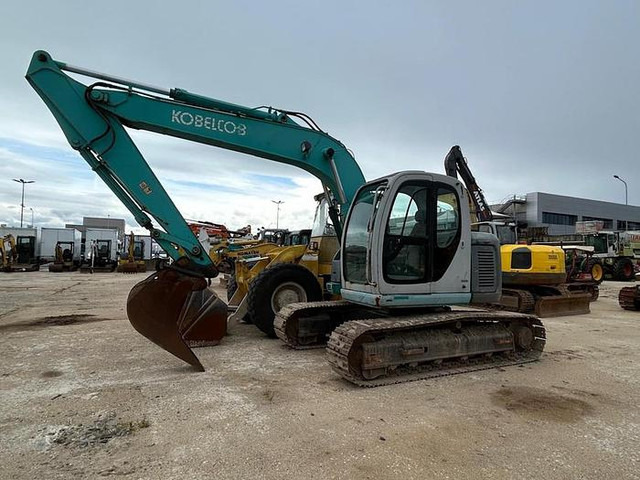 Kobelco SK135SR - Екскаватор: фото 1 Kobelco SK135SR - Екскаватор: фото 1