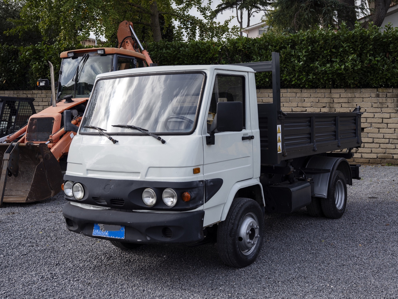 PIAGGIO THREE-SIDE TIPPER - Самоскид вантажівка: фото 5 PIAGGIO THREE-SIDE TIPPER - Самоскид вантажівка: фото 5
