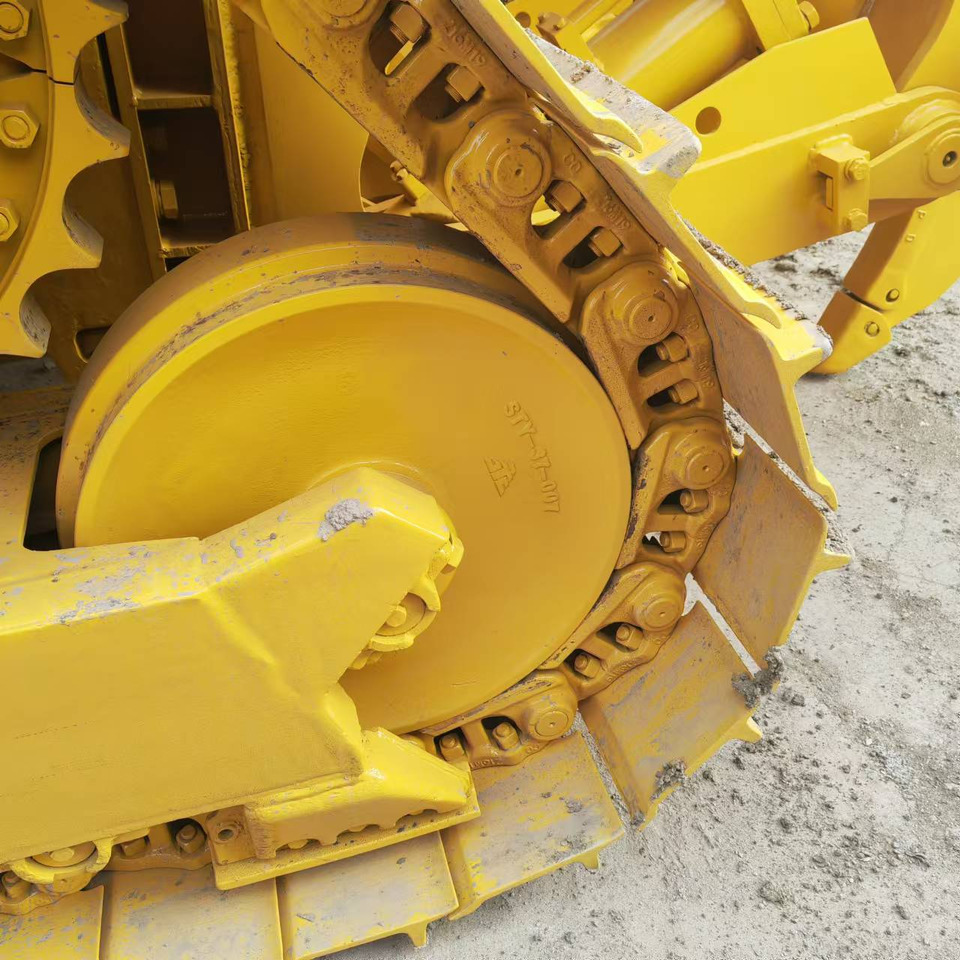 Бульдозер CATERPILLAR D8R: фото 8 Бульдозер CATERPILLAR D8R: фото 8