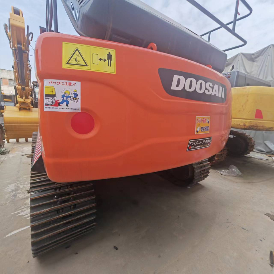 DOOSAN DX300 - Гусеничний екскаватор: фото 3 DOOSAN DX300 - Гусеничний екскаватор: фото 3