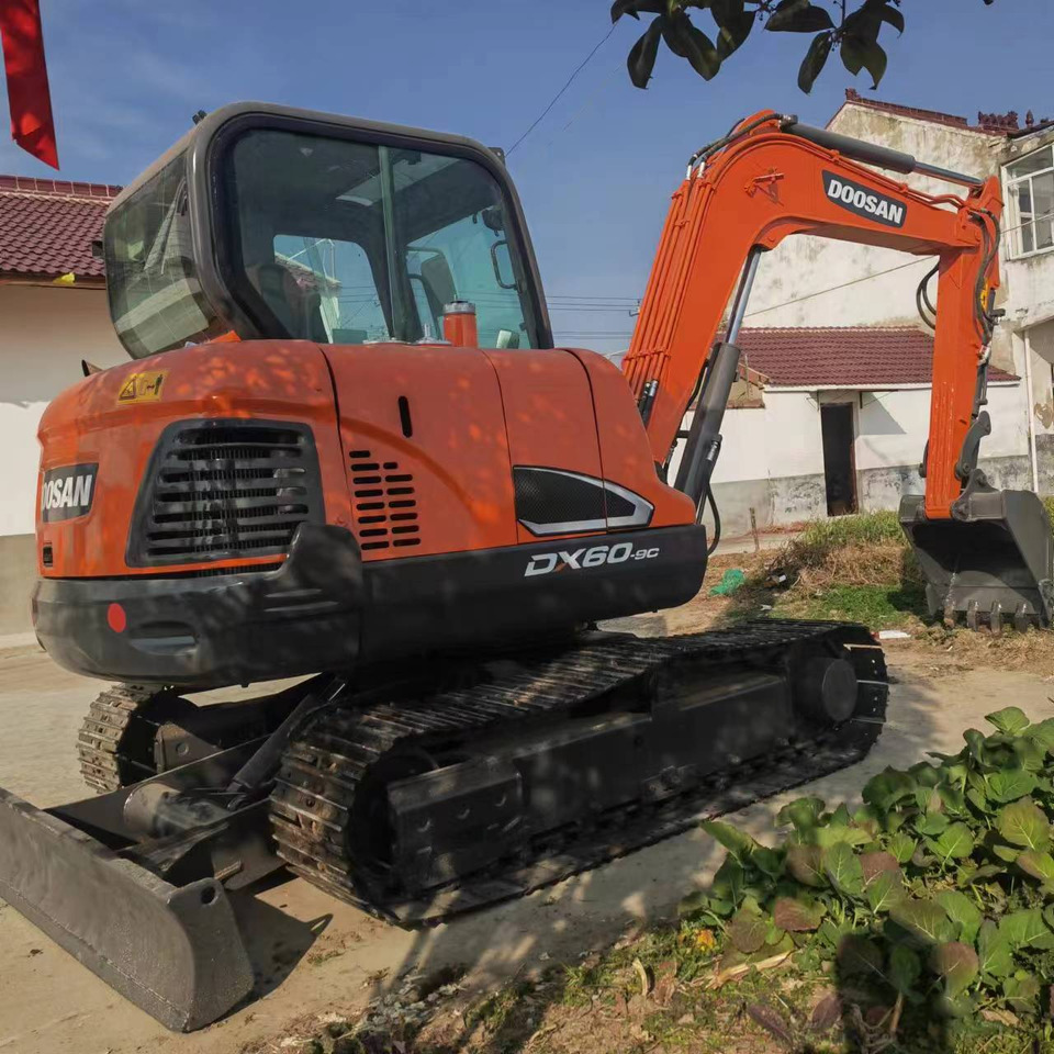 DOOSAN DX60 - Міні-екскаватор: фото 5 DOOSAN DX60 - Міні-екскаватор: фото 5
