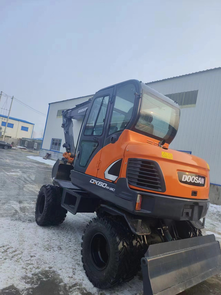 DOOSAN DX60w-9c - Міні-екскаватор: фото 4 DOOSAN DX60w-9c - Міні-екскаватор: фото 4