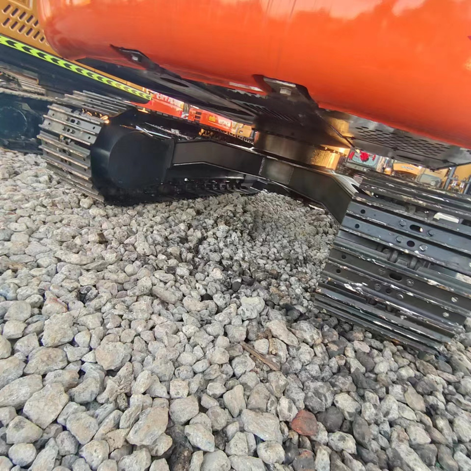 HITACHI ZX70 - Гусеничний екскаватор: фото 4 HITACHI ZX70 - Гусеничний екскаватор: фото 4