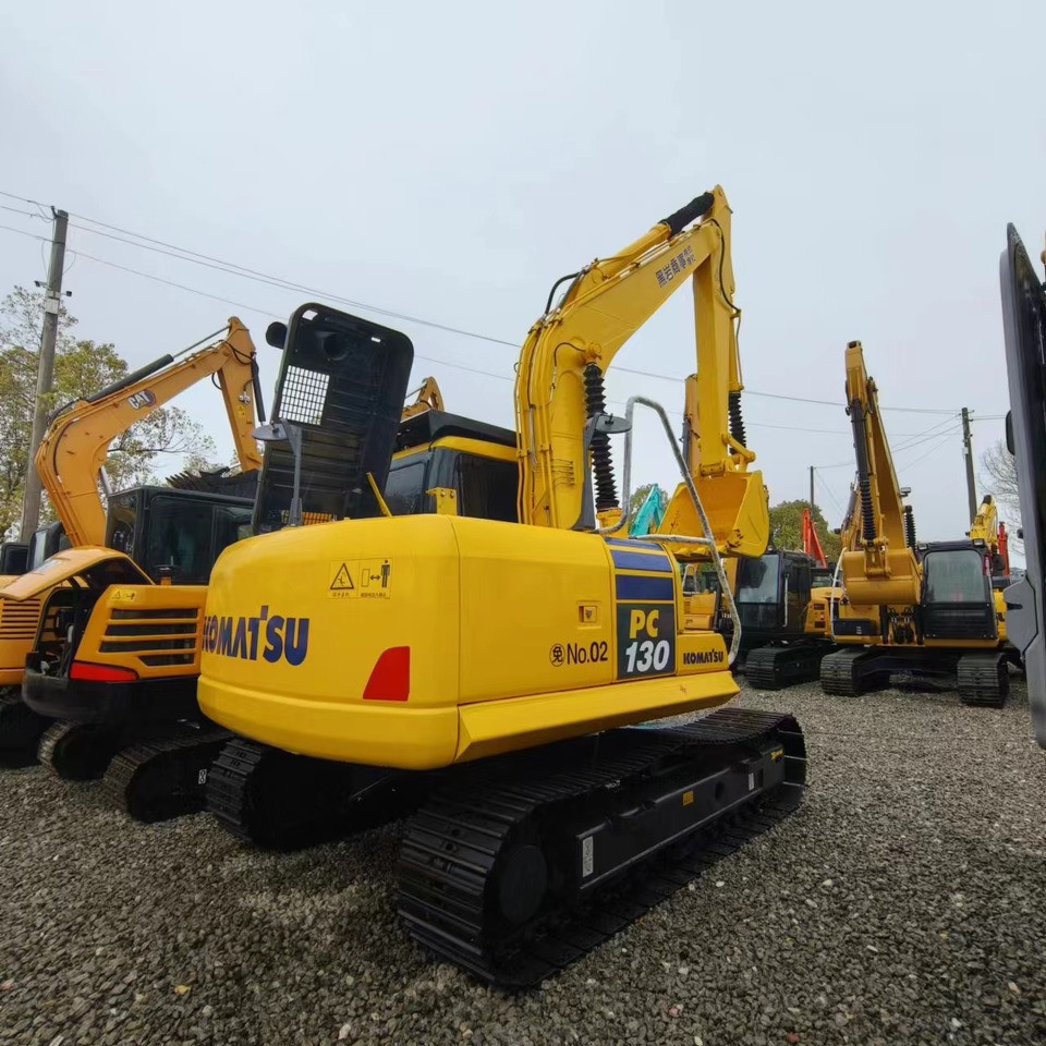 KOMATSU PC130-7 - Гусеничний екскаватор: фото 4 KOMATSU PC130-7 - Гусеничний екскаватор: фото 4