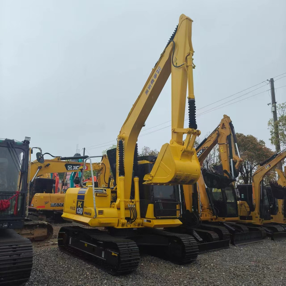 KOMATSU PC130-7 - Гусеничний екскаватор: фото 1 KOMATSU PC130-7 - Гусеничний екскаватор: фото 1
