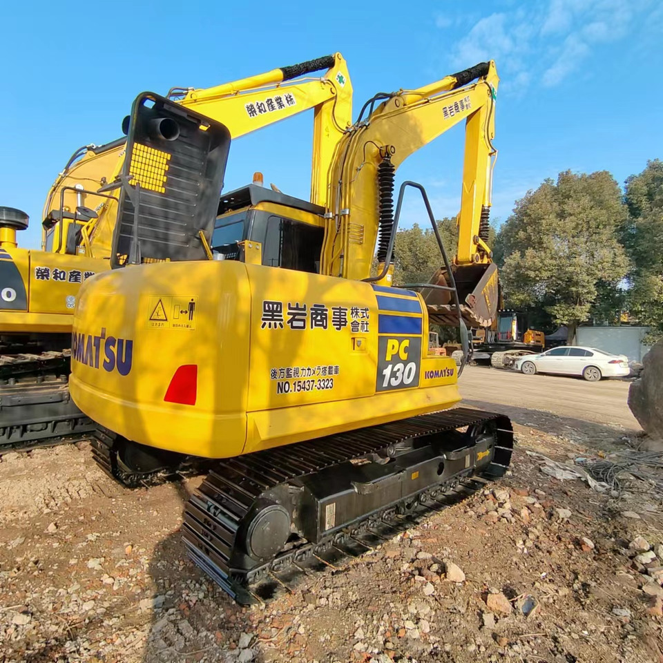 KOMATSU PC130 - Гусеничний екскаватор: фото 1 KOMATSU PC130 - Гусеничний екскаватор: фото 1