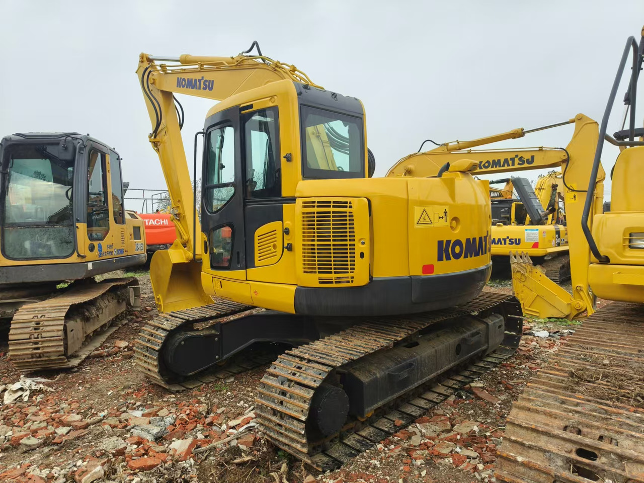 KOMATSU PC138US - Гусеничний екскаватор: фото 3 KOMATSU PC138US - Гусеничний екскаватор: фото 3