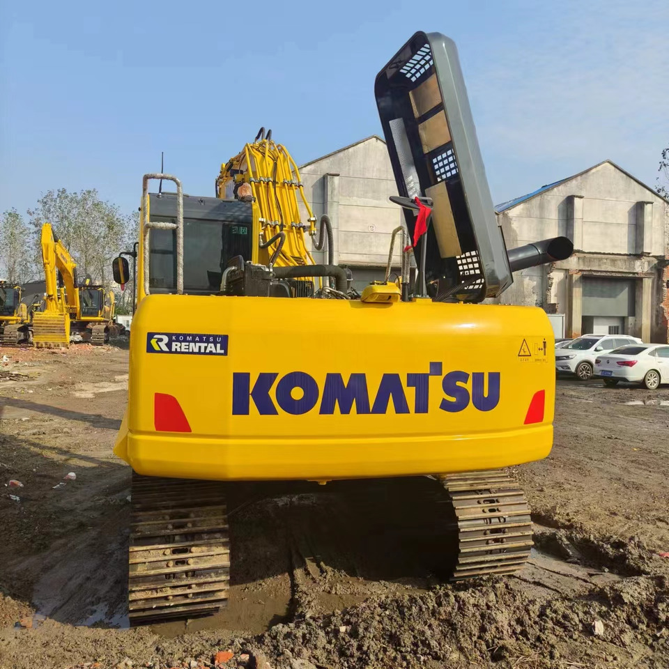 KOMATSU PC200 - Гусеничний екскаватор: фото 4 KOMATSU PC200 - Гусеничний екскаватор: фото 4