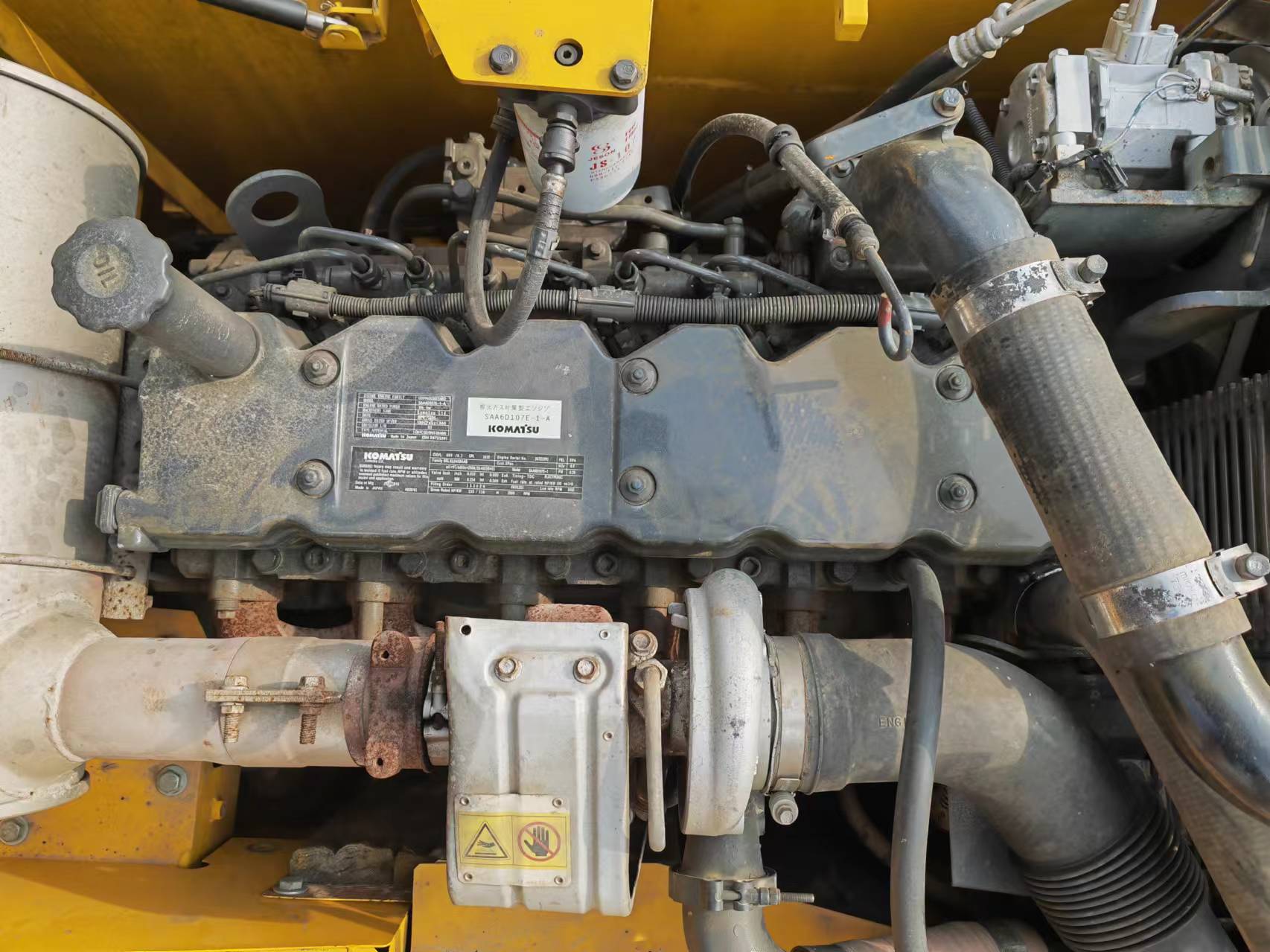 Гусеничний екскаватор KOMATSU PC200: фото 9
