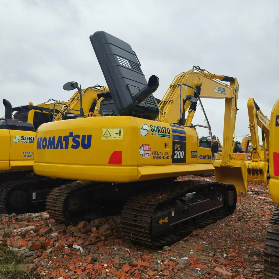 KOMATSU PC200 - Гусеничний екскаватор: фото 3 KOMATSU PC200 - Гусеничний екскаватор: фото 3
