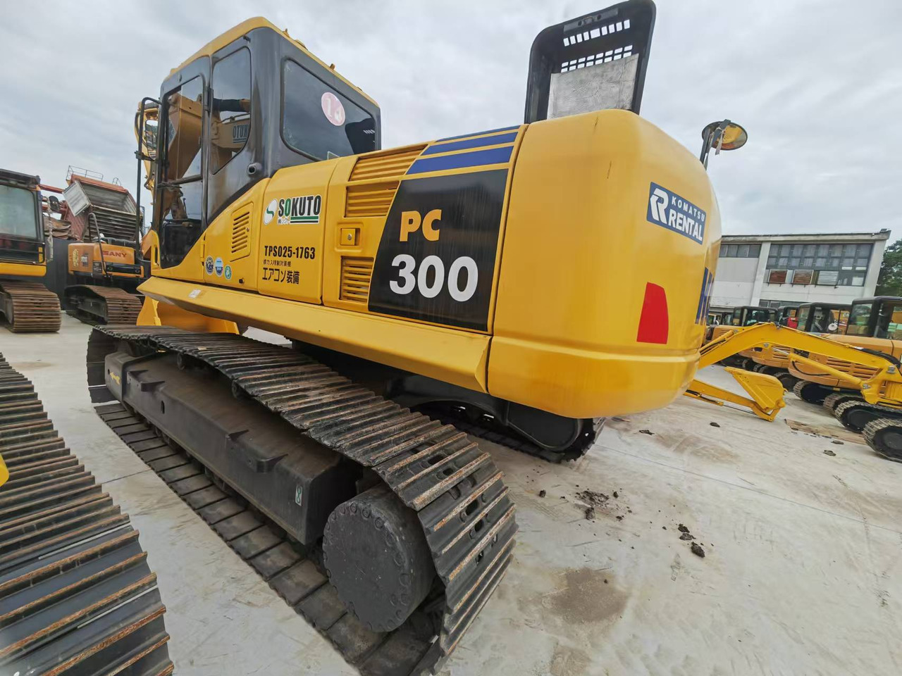 KOMATSU PC300 - Гусеничний екскаватор: фото 3 KOMATSU PC300 - Гусеничний екскаватор: фото 3