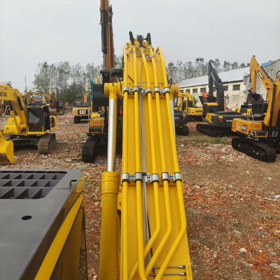 KOMATSU PC350 - Гусеничний екскаватор: фото 3 KOMATSU PC350 - Гусеничний екскаватор: фото 3