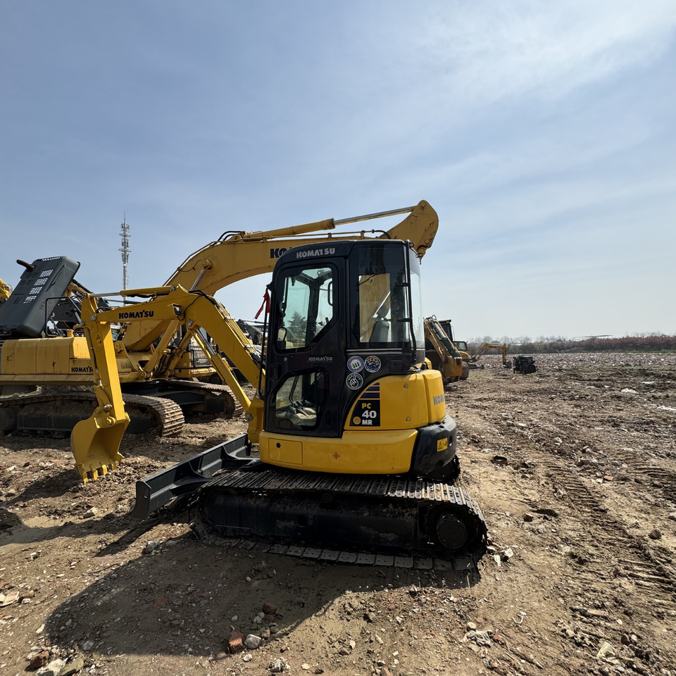 KOMATSU PC40 - Міні-екскаватор: фото 2 KOMATSU PC40 - Міні-екскаватор: фото 2