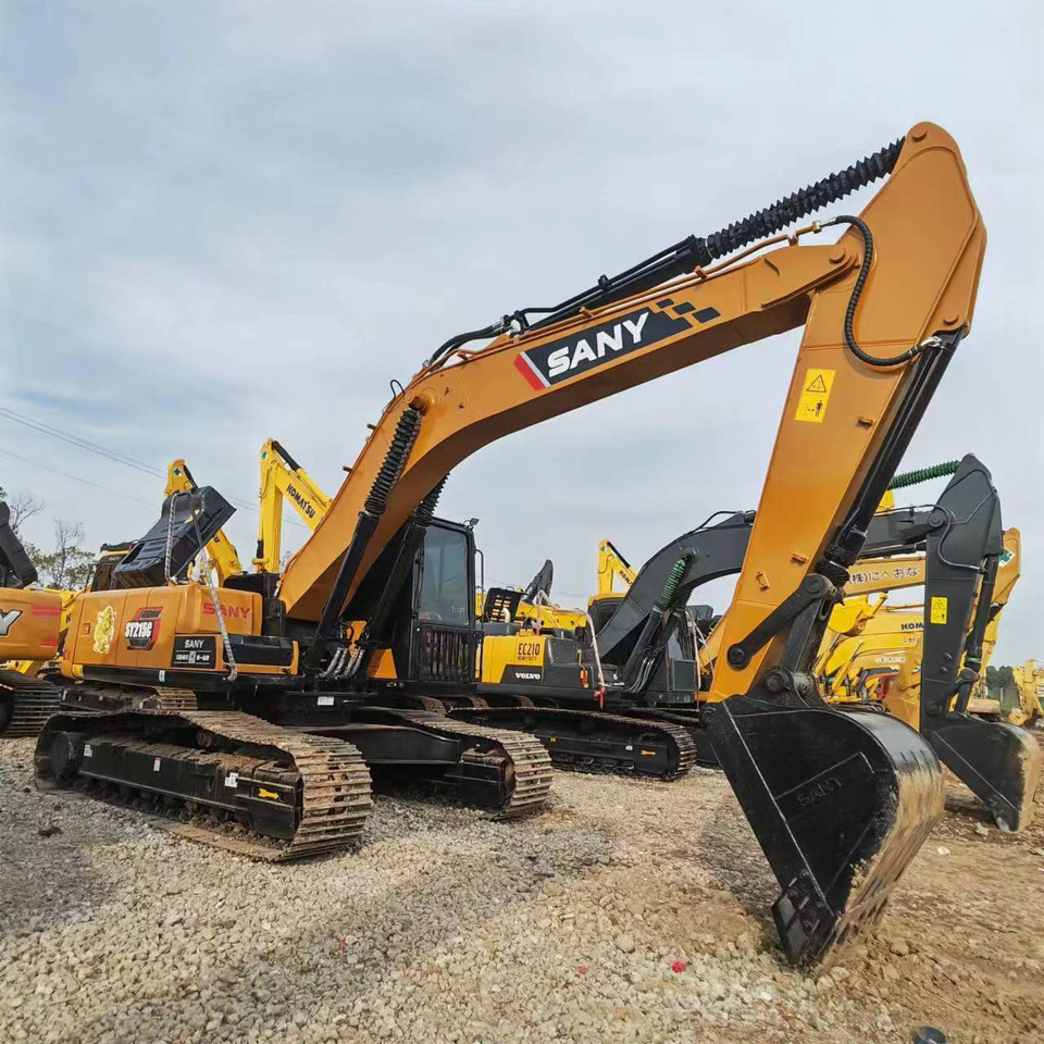 SANY SY215C - Гусеничний екскаватор: фото 4 SANY SY215C - Гусеничний екскаватор: фото 4