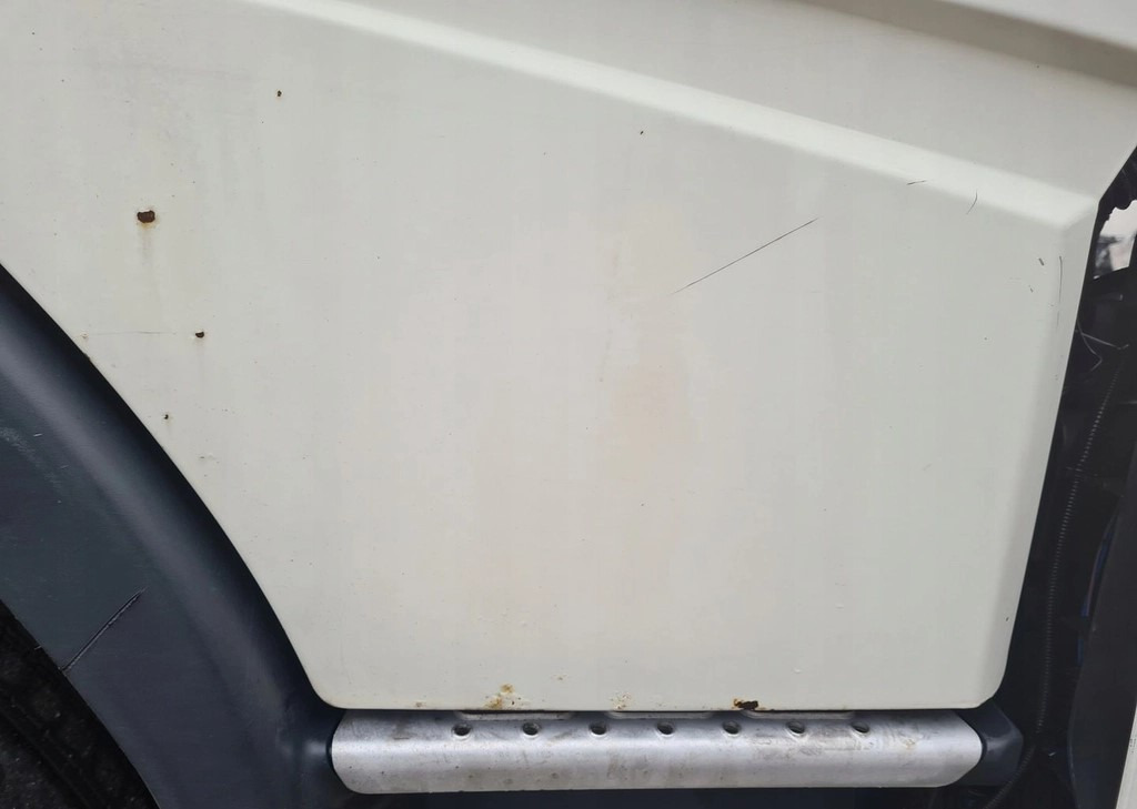 DRZWI KOMPLETNE PRAWE VOLVO FM 9 12 13 - Двері та запчастини: фото 4 DRZWI KOMPLETNE PRAWE VOLVO FM 9 12 13 - Двері та запчастини: фото 4