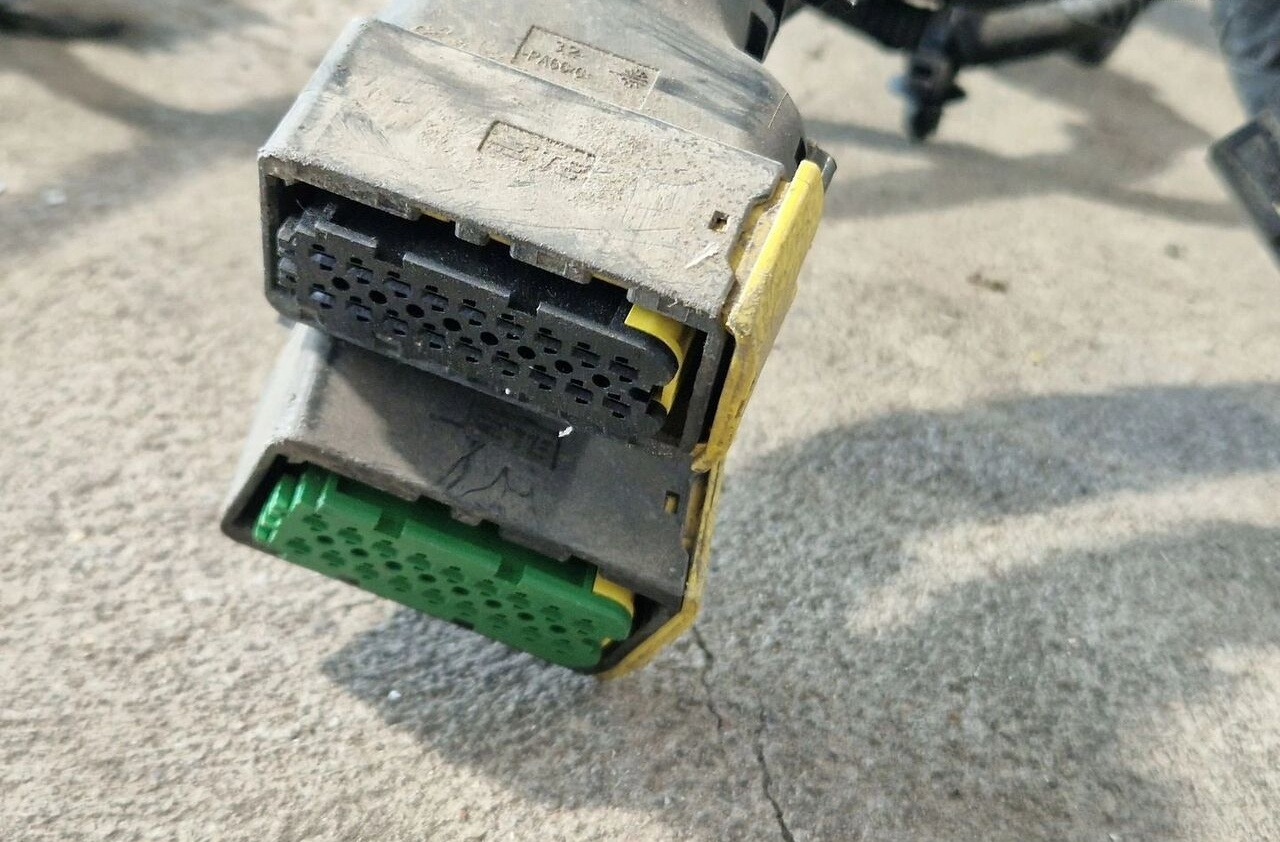 Ford WIĄZKA INSTALACJA RAMY F MAX 5 ROK 2021 Ford FORD F MAX 5 ROK 2021 - Кабелі/ Дроти в категорії Вантажівки: фото 3 Ford WIĄZKA INSTALACJA RAMY F MAX 5 ROK 2021 Ford FORD F MAX 5 ROK 2021 - Кабелі/ Дроти в категорії Вантажівки: фото 3