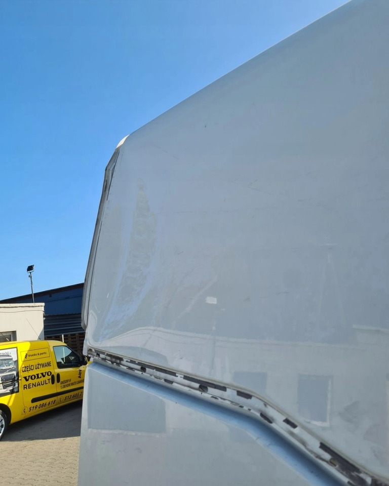 Кабіна GOŁA SZKIELET POSZYCIE BLACHA RENAULT GAMA T HIGH WYSOKA KABINA - USZKODZONA: фото 9 Кабіна GOŁA SZKIELET POSZYCIE BLACHA RENAULT GAMA T HIGH WYSOKA KABINA - USZKODZONA: фото 9