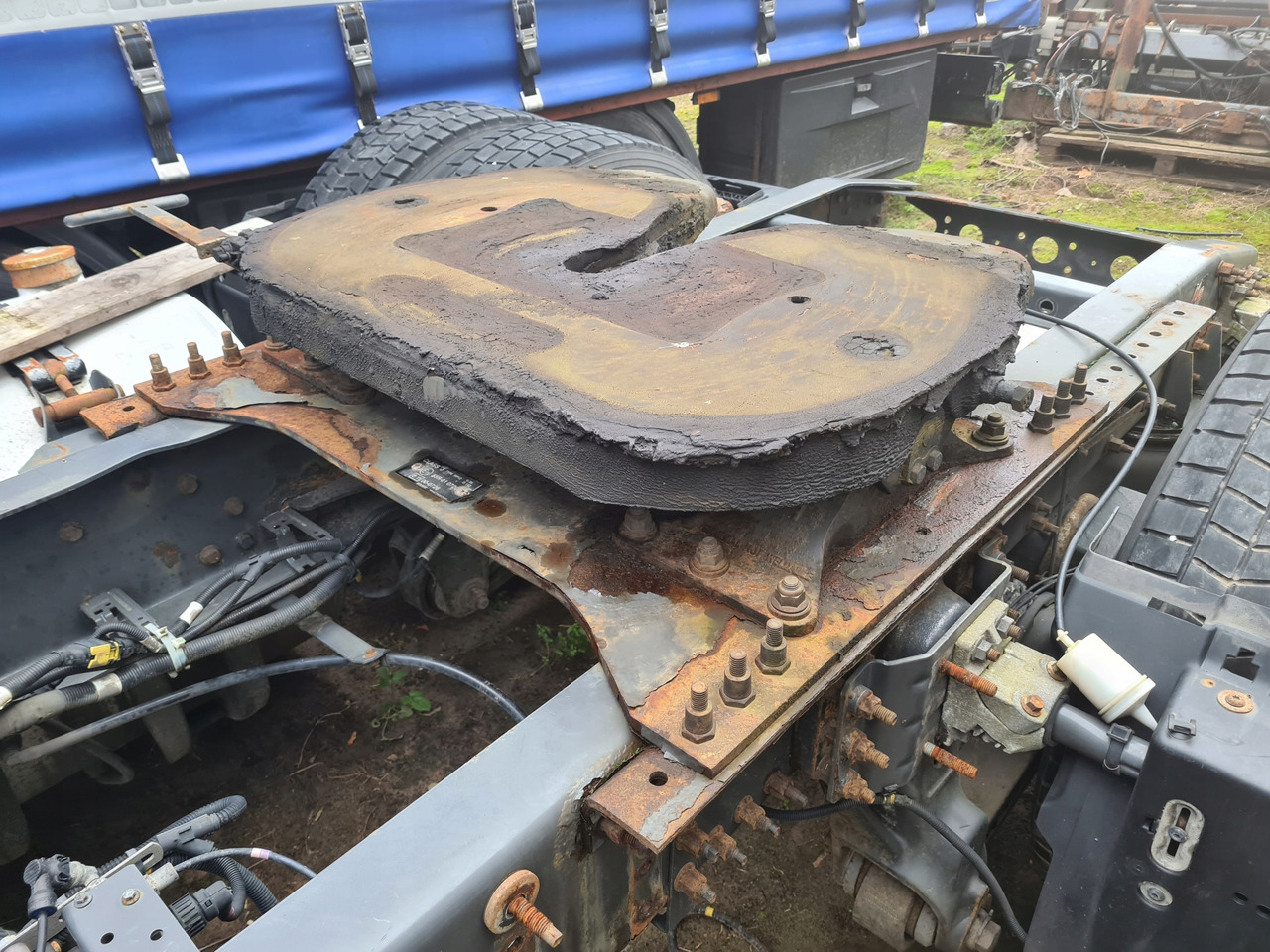 JOST - Сідло в категорії Вантажівки: фото 3 JOST - Сідло в категорії Вантажівки: фото 3