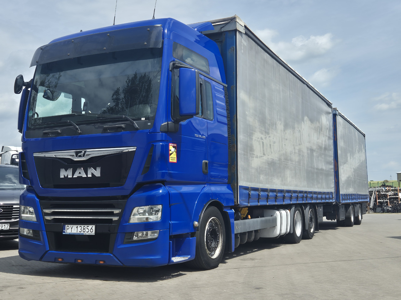 MAN tgx 24,500 - Тентована вантажівка: фото 1 MAN tgx 24,500 - Тентована вантажівка: фото 1
