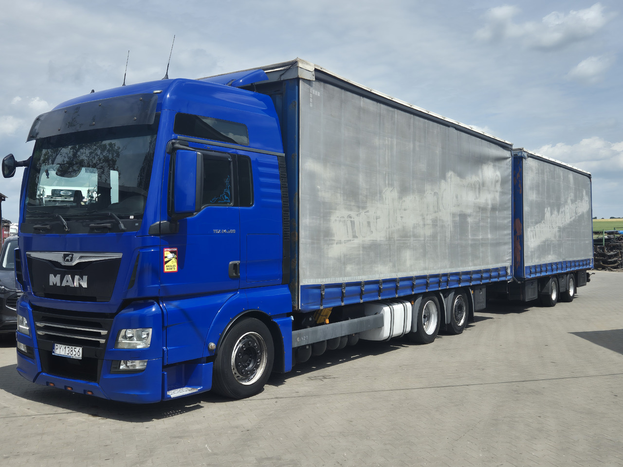 MAN tgx 24,500 - Тентована вантажівка: фото 2 MAN tgx 24,500 - Тентована вантажівка: фото 2