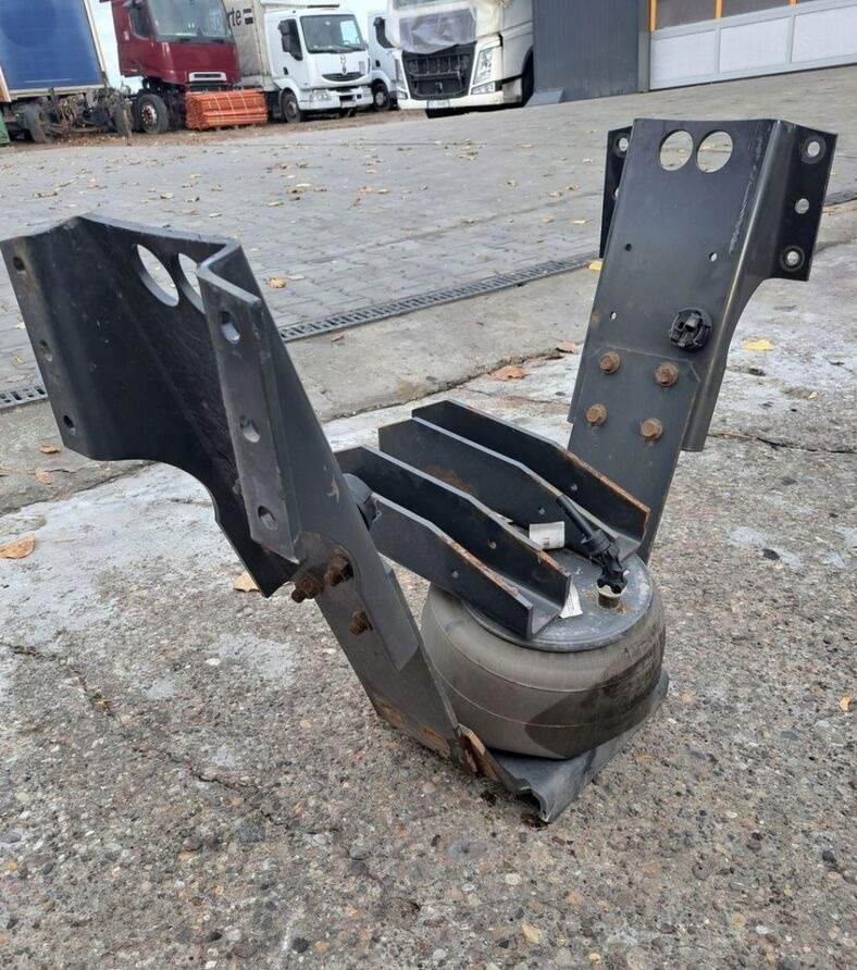 MECHANIZM OSI PODNOSZONEJ Renault GAMA T DXI - Підвіска в категорії Вантажівки: фото 1 MECHANIZM OSI PODNOSZONEJ Renault GAMA T DXI - Підвіска в категорії Вантажівки: фото 1