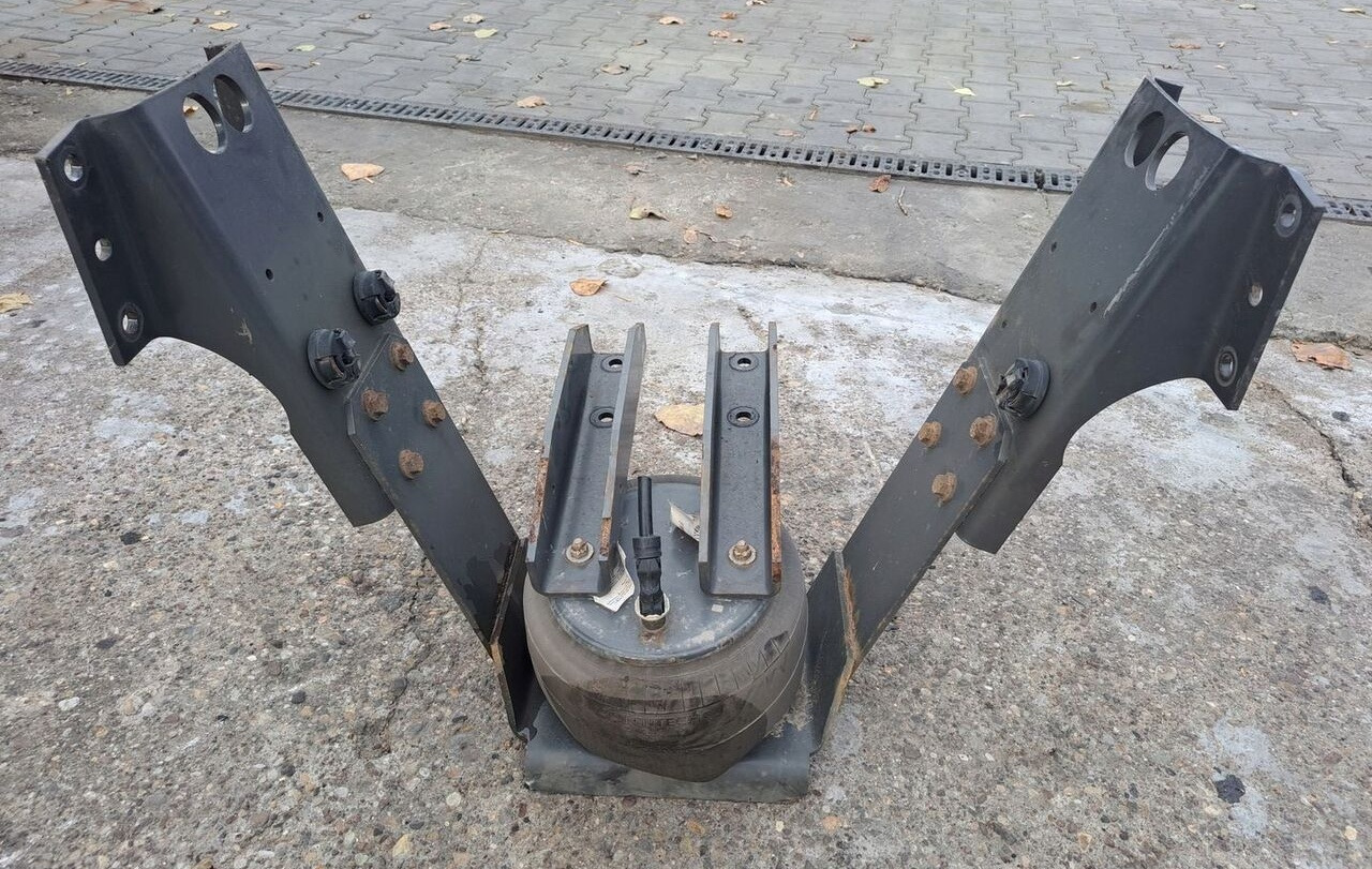 MECHANIZM OSI PODNOSZONEJ Renault GAMA T DXI - Підвіска в категорії Вантажівки: фото 2 MECHANIZM OSI PODNOSZONEJ Renault GAMA T DXI - Підвіска в категорії Вантажівки: фото 2