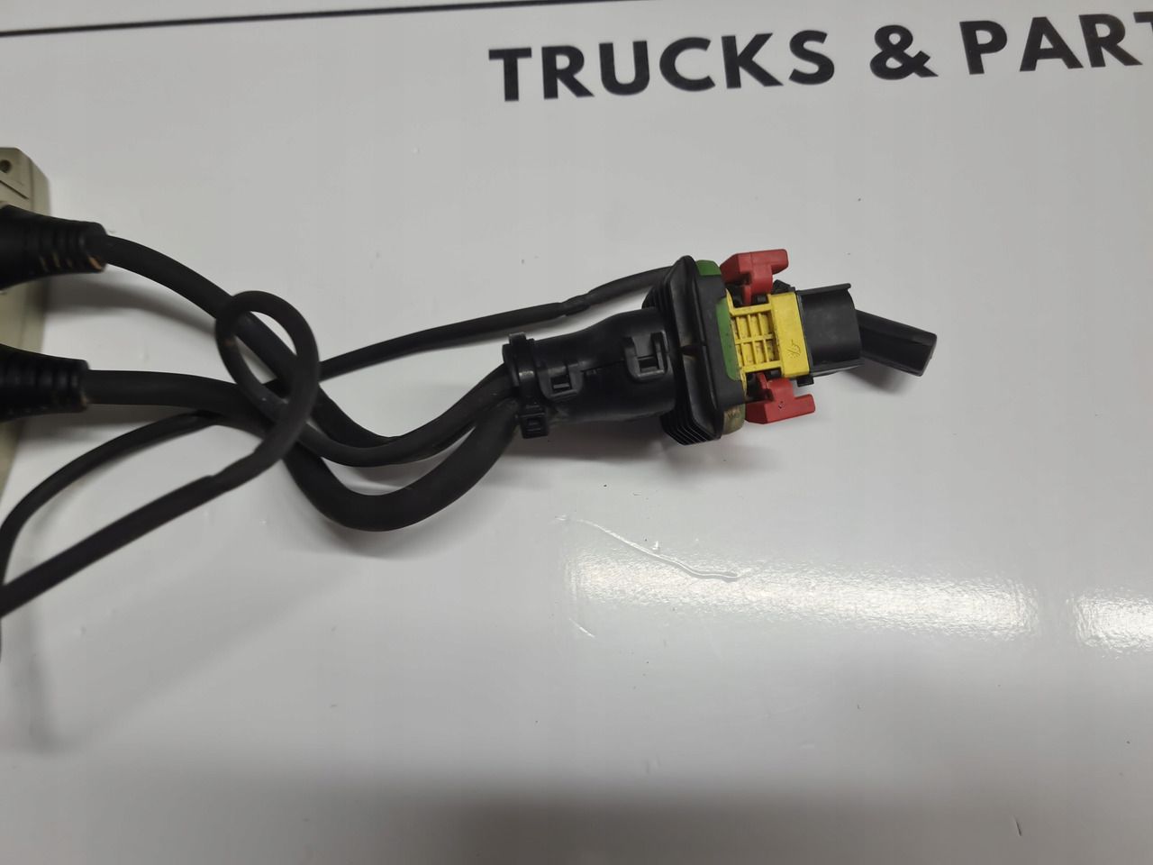 RENAULT REGULATOR NAPIĘCIA AKUMULATORA RENAULT GAMA RANGE T EVO - Електрична система в категорії Вантажівки: фото 3 RENAULT REGULATOR NAPIĘCIA AKUMULATORA RENAULT GAMA RANGE T EVO - Електрична система в категорії Вантажівки: фото 3