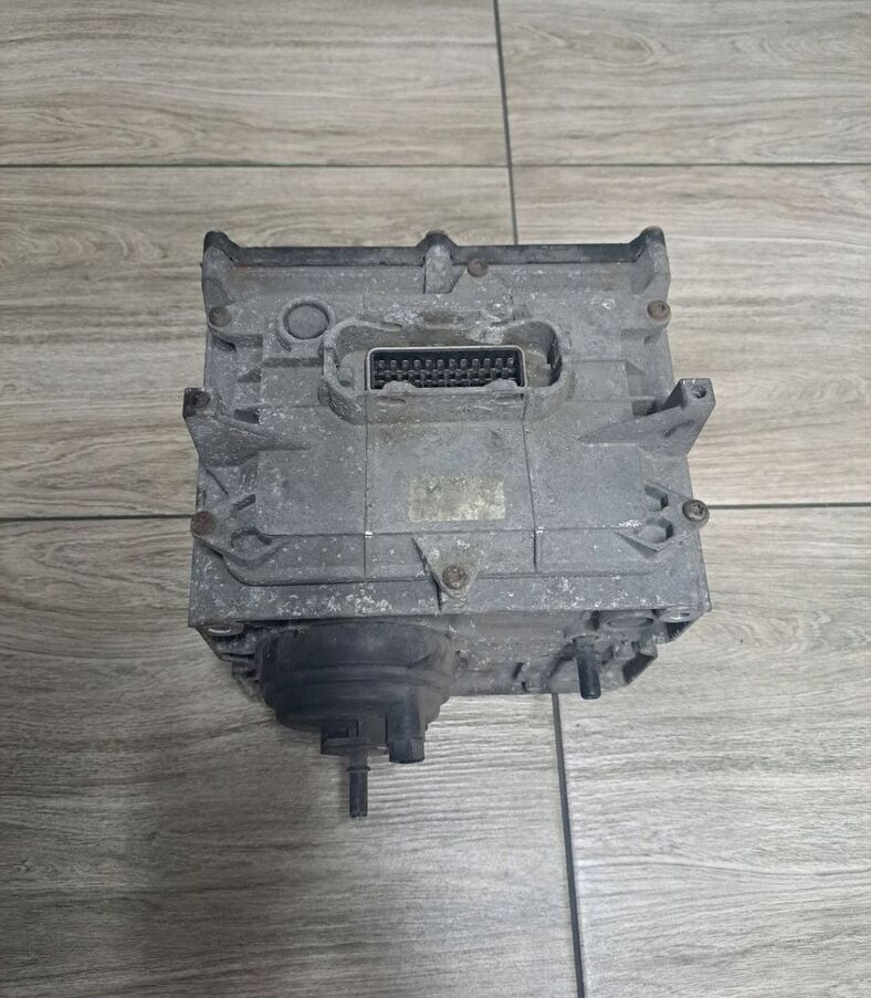 Renault DXI 1 - GENERACJA Renault MAGNUM PREMIUM KERAX LANDER MIDLUM - Вихлопна система в категорії Вантажівки: фото 1 Renault DXI 1 - GENERACJA Renault MAGNUM PREMIUM KERAX LANDER MIDLUM - Вихлопна система в категорії Вантажівки: фото 1