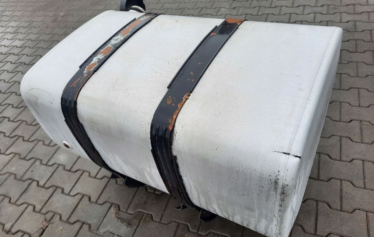 Renault ZBIORNIK PALIWA RENAULT DXI VOLVO FH FM 110X70X70 20503506 - Паливний бак в категорії Вантажівки: фото 4 Renault ZBIORNIK PALIWA RENAULT DXI VOLVO FH FM 110X70X70 20503506 - Паливний бак в категорії Вантажівки: фото 4