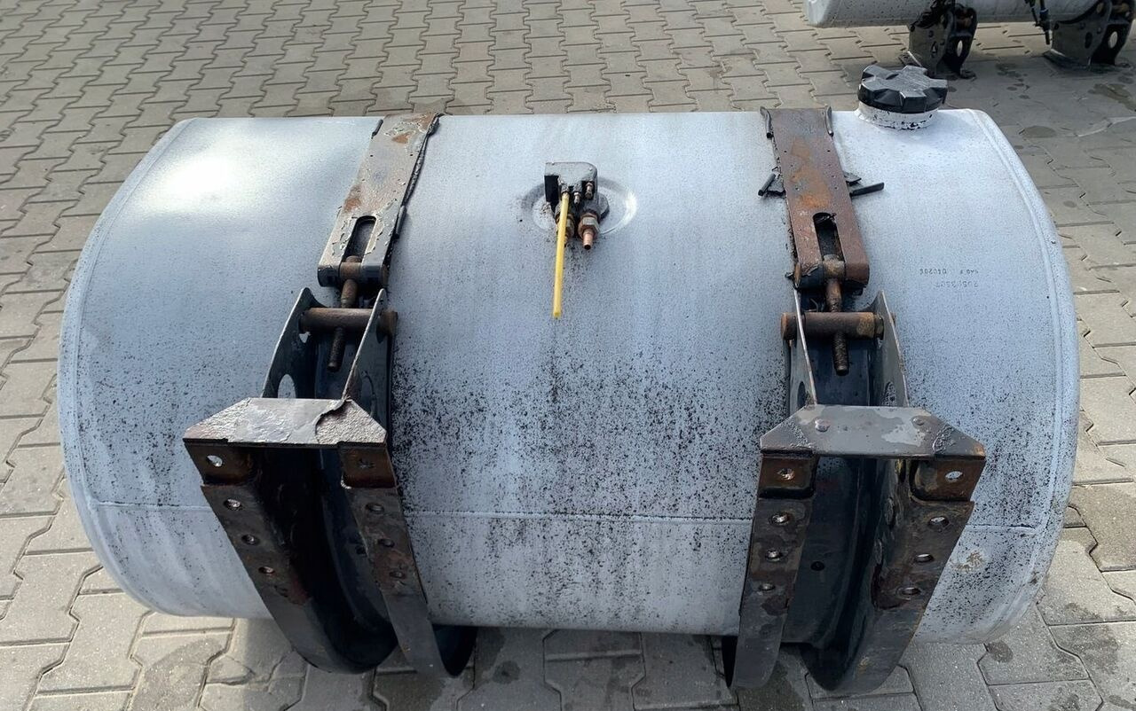 Renault ZBIORNIK PALIWA RENAULT DXI VOLVO FH FM 120X70X70 20503507 - Паливний бак в категорії Вантажівки: фото 4 Renault ZBIORNIK PALIWA RENAULT DXI VOLVO FH FM 120X70X70 20503507 - Паливний бак в категорії Вантажівки: фото 4