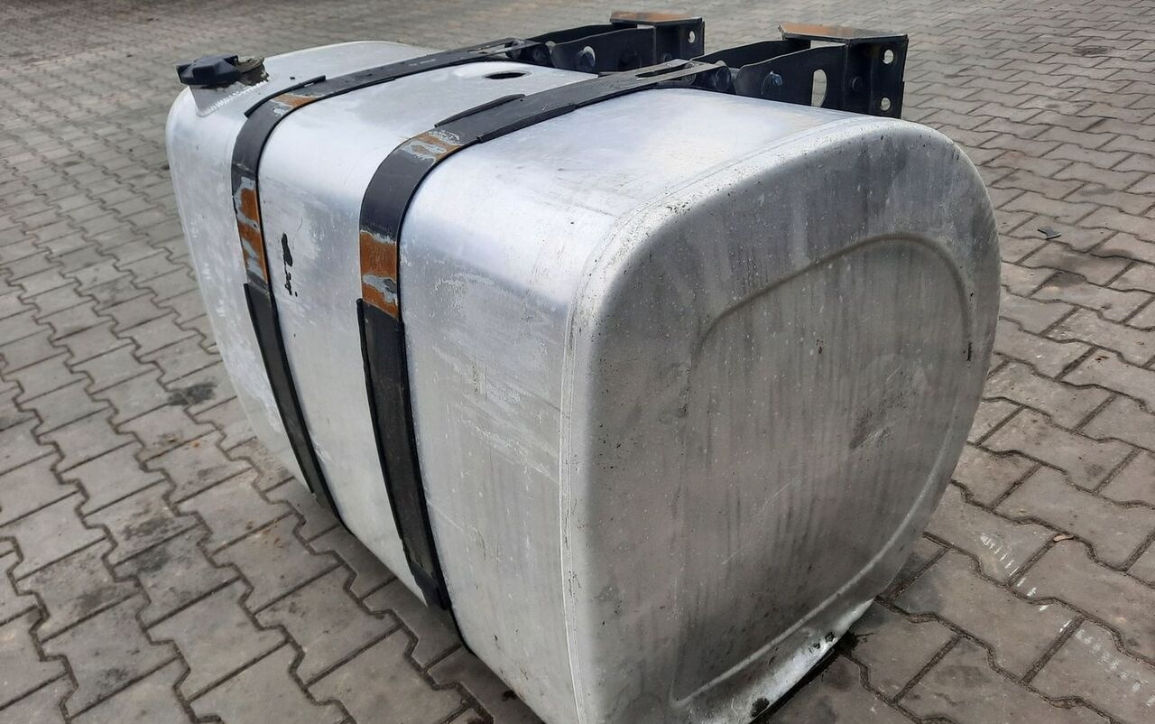 Renault ZBIORNIK PALIWA VOLVO FH4 FM4 FMX 100/70/70 21655306 - Паливний бак в категорії Вантажівки: фото 5 Renault ZBIORNIK PALIWA VOLVO FH4 FM4 FMX 100/70/70 21655306 - Паливний бак в категорії Вантажівки: фото 5