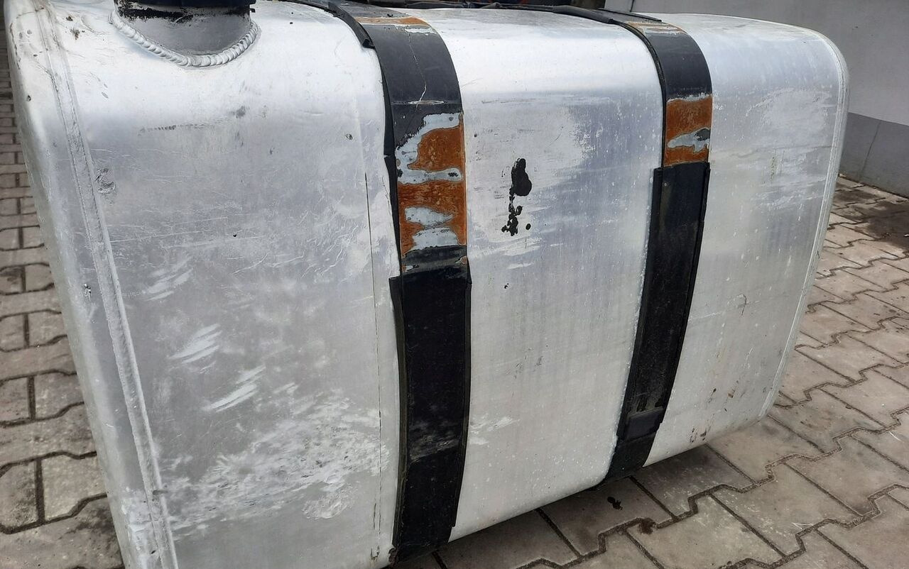 Renault ZBIORNIK PALIWA VOLVO FH4 FM4 FMX 100/70/70 21655306 - Паливний бак в категорії Вантажівки: фото 3 Renault ZBIORNIK PALIWA VOLVO FH4 FM4 FMX 100/70/70 21655306 - Паливний бак в категорії Вантажівки: фото 3