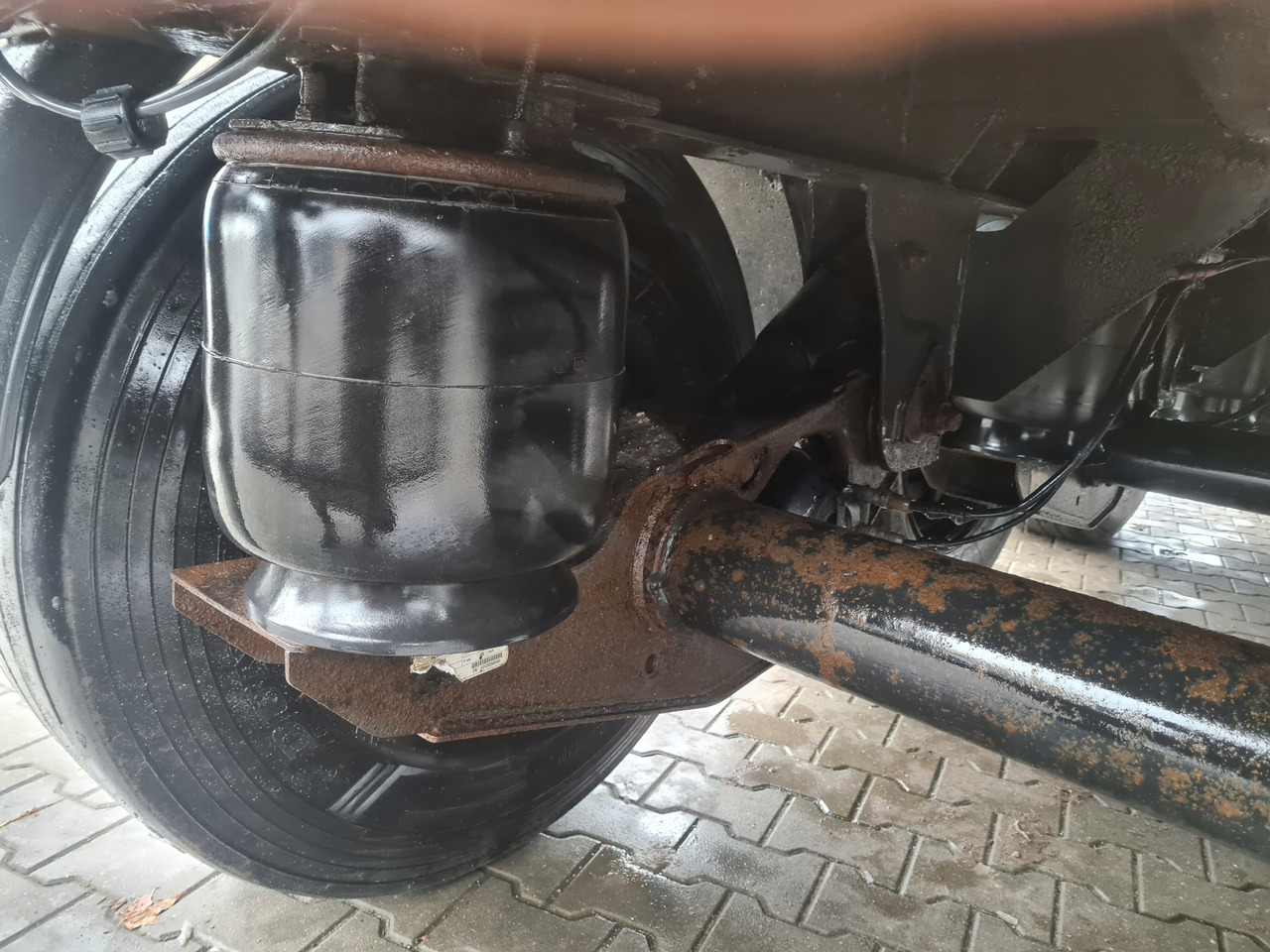 SAF OŚ NACZEPA WYWROTKA CYSTERNA TARCZE INTRAX KOMPLETNA SAF B9-22S SBS2243-10 - Задня вісь в категорії Причепи: фото 4 SAF OŚ NACZEPA WYWROTKA CYSTERNA TARCZE INTRAX KOMPLETNA SAF B9-22S SBS2243-10 - Задня вісь в категорії Причепи: фото 4